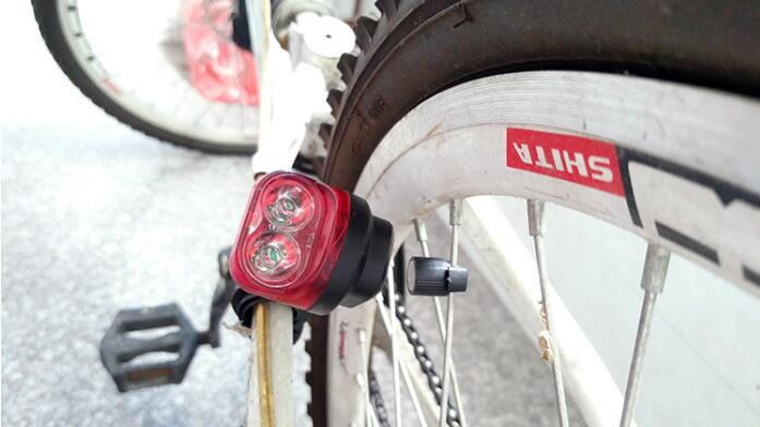 20170908095816 viser lygt uden batteri